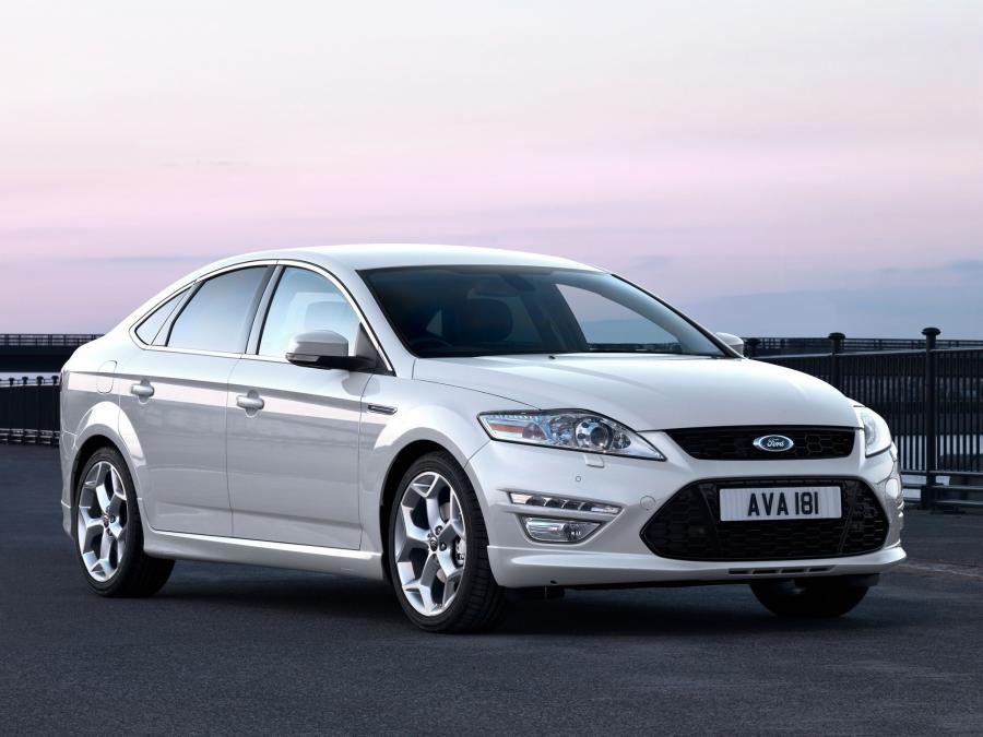  Ford Mondeo Titanium X Hatchback 2010 года  (UK) (фото 7 из 18)